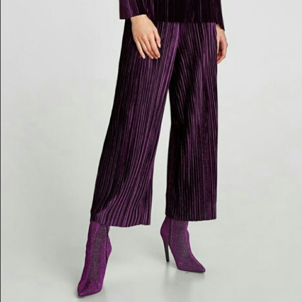 ZARA Purple Velvet Cropped Trouser